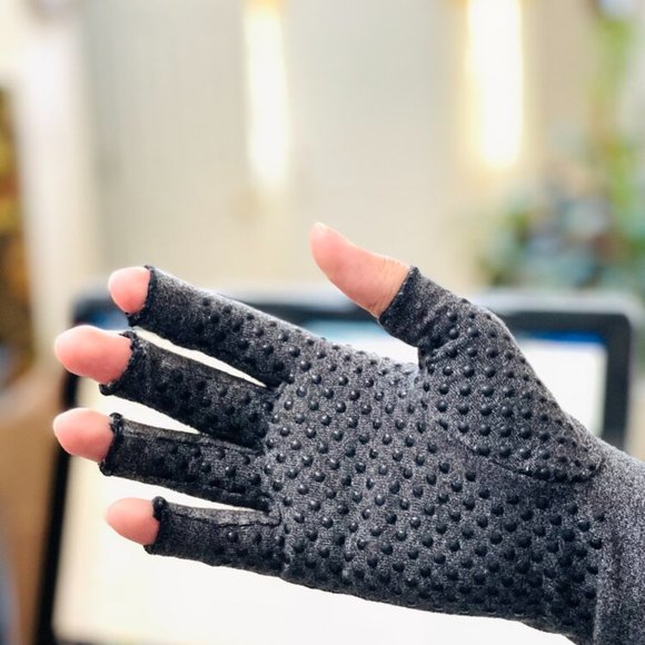 Anti Arthritis Compression Gloves Pain Relief - Large Charcoal Gray New - Picture 4 of 5